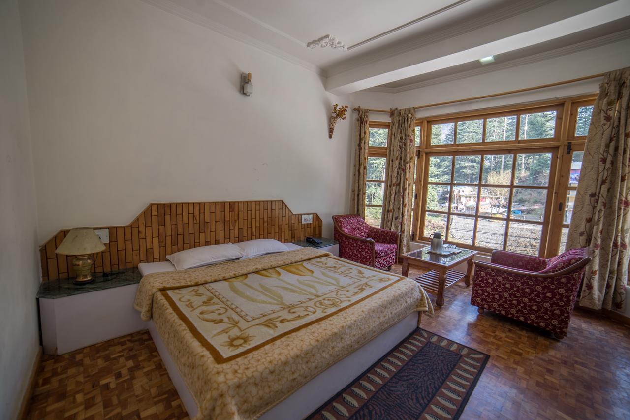 Hotel Satkar Residency - Riverside Old Manali Esterno foto